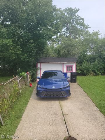 4433 E 156th Street, Cleveland, OH 44128
