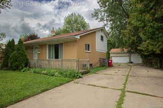 35501 Griswald Street, Clinton Charter Township, MI 48035