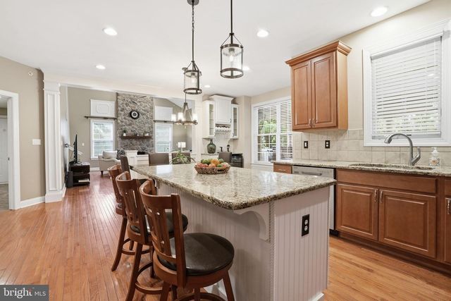 2088 BEDFORDSHIRE RD, Furlong, PA 18925