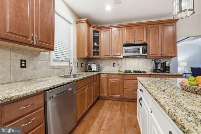 2088 BEDFORDSHIRE RD, Furlong, PA 18925