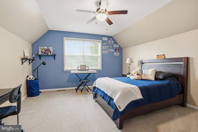 2088 BEDFORDSHIRE RD, Furlong, PA 18925