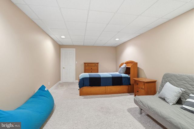 2088 BEDFORDSHIRE RD, Furlong, PA 18925