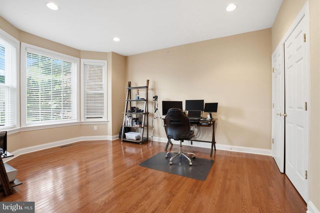2088 BEDFORDSHIRE RD, Furlong, PA 18925