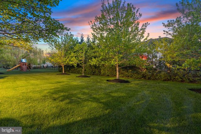 2088 BEDFORDSHIRE RD, Furlong, PA 18925