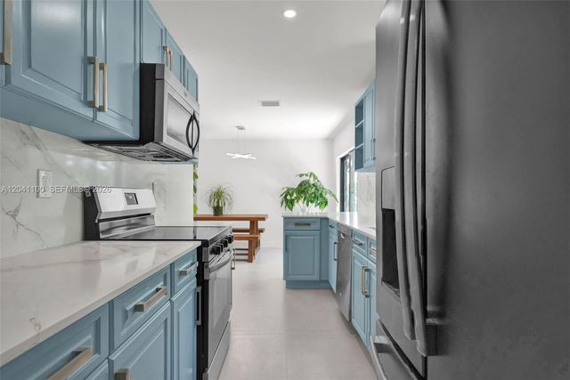 211 Washington Drive, Coral Gables, FL 33133