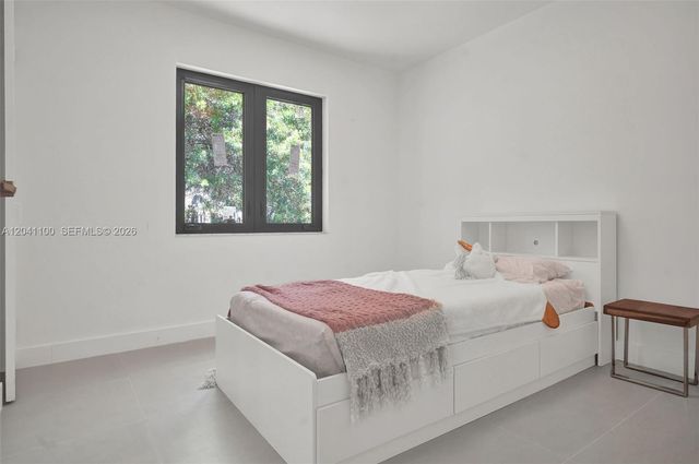 211 Washington Drive, Coral Gables, FL 33133