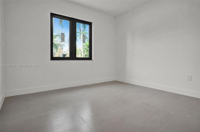 211 Washington Drive, Coral Gables, FL 33133