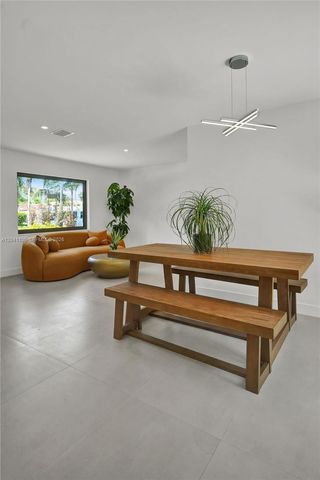 211 Washington Drive, Coral Gables, FL 33133