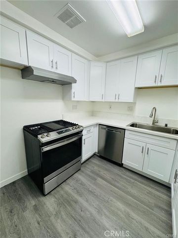 1904 W Bayport, Anaheim, CA 92801