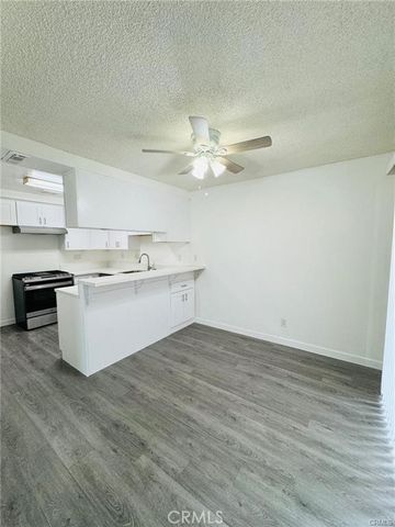 1904 W Bayport, Anaheim, CA 92801