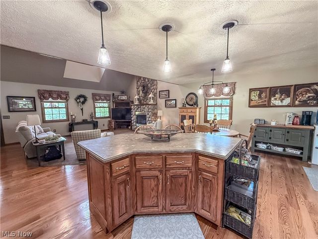 247 Spence Road, Belpre, OH 45714