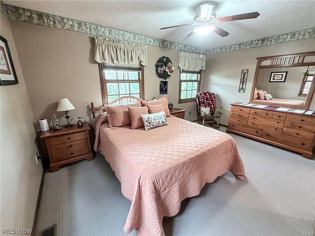 247 Spence Road, Belpre, OH 45714