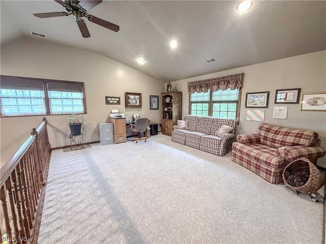 247 Spence Road, Belpre, OH 45714