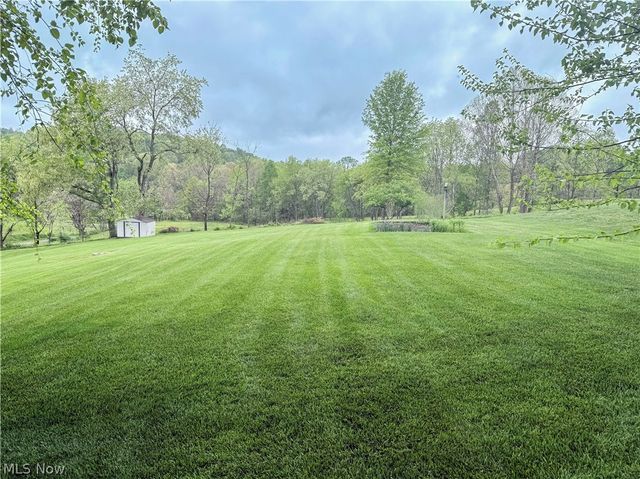 247 Spence Road, Belpre, OH 45714