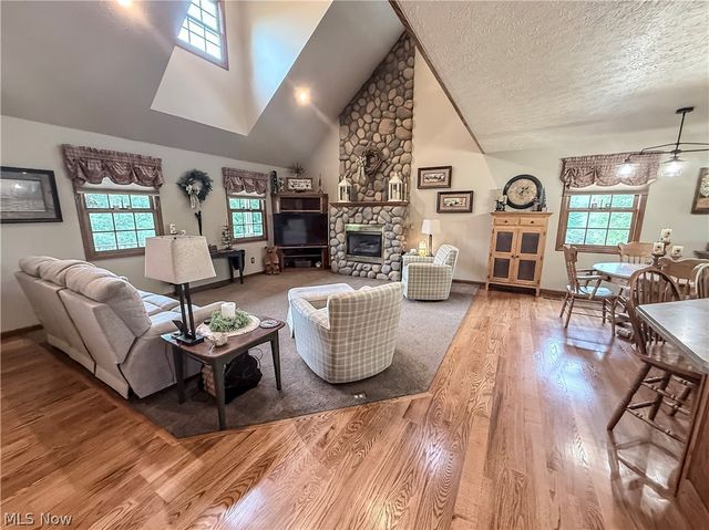 247 Spence Road, Belpre, OH 45714