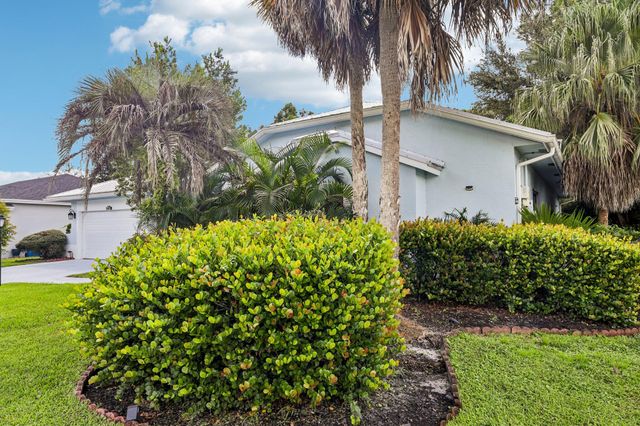 141 Lexington Drive, Royal Palm Beach, FL 33411