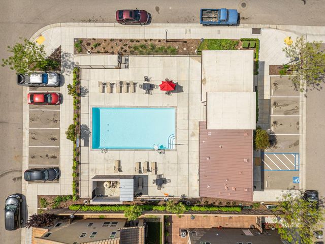 6038 E Scenic Way, Fresno, CA 93727