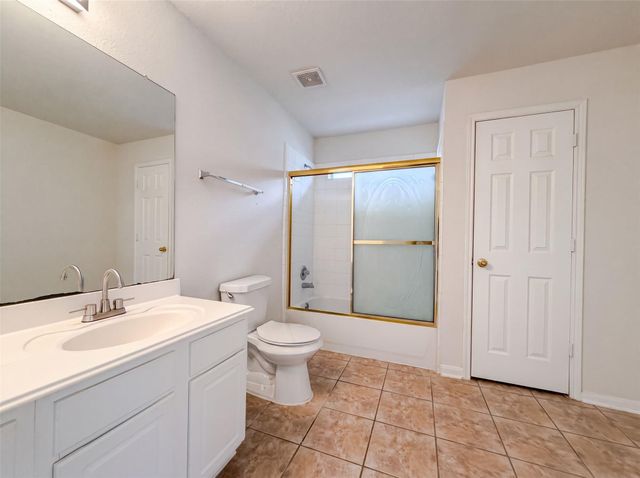 16519 Eaglewood Shadows Drive, Sugar Land, TX 77498