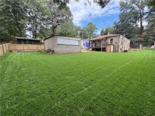645 Schuyler Avenue SE, Atlanta, GA 30312
