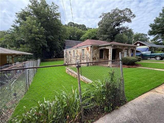 645 Schuyler Avenue SE, Atlanta, GA 30312