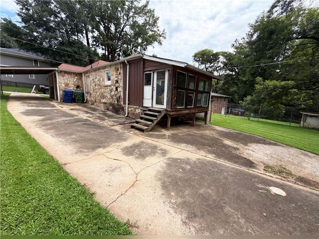 645 Schuyler Avenue SE, Atlanta, GA 30312