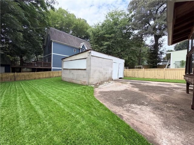 645 Schuyler Avenue SE, Atlanta, GA 30312