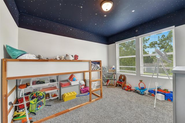 1216 8th Avenue N, Texas City, TX 77590