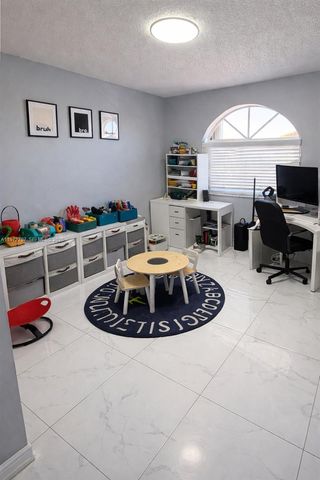 7738 W 34th Ln 15-201, Hialeah, FL 33018