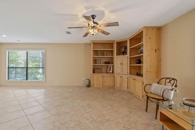 2 Crescent Falls Court, The Woodlands, TX 77381