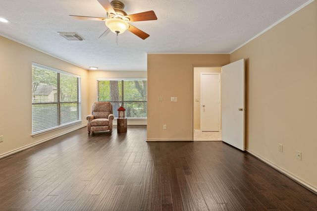 2 Crescent Falls Court, The Woodlands, TX 77381