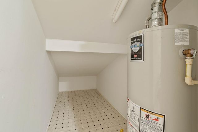 2 Crescent Falls Court, The Woodlands, TX 77381