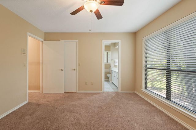 2 Crescent Falls Court, The Woodlands, TX 77381