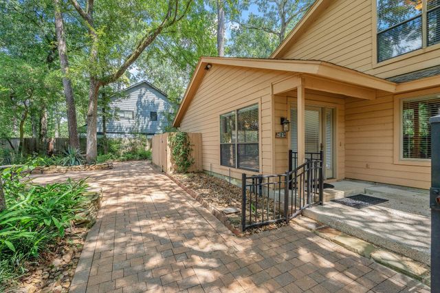 2 Crescent Falls Court, The Woodlands, TX 77381