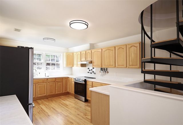 183 Beaver Lake Beaver Lake Drive, West Union, SC 29696