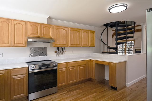 183 Beaver Lake Beaver Lake Drive, West Union, SC 29696
