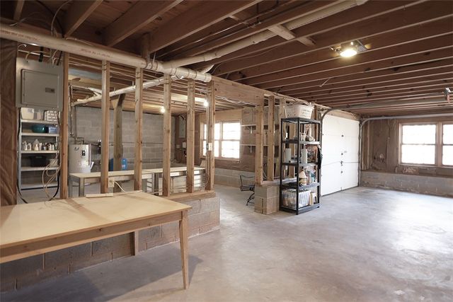 183 Beaver Lake Beaver Lake Drive, West Union, SC 29696