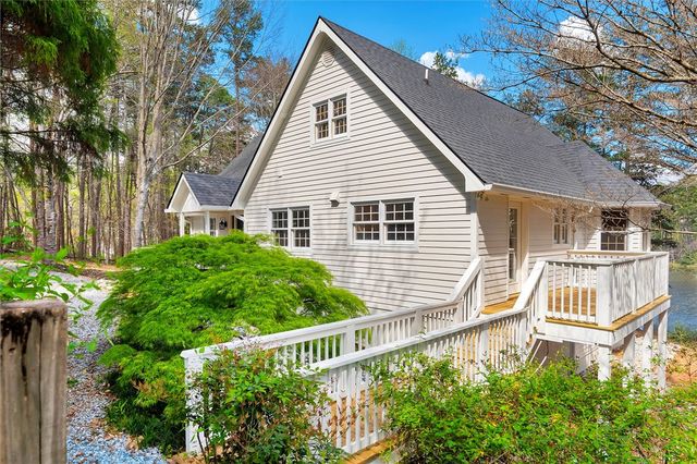 183 Beaver Lake Beaver Lake Drive, West Union, SC 29696