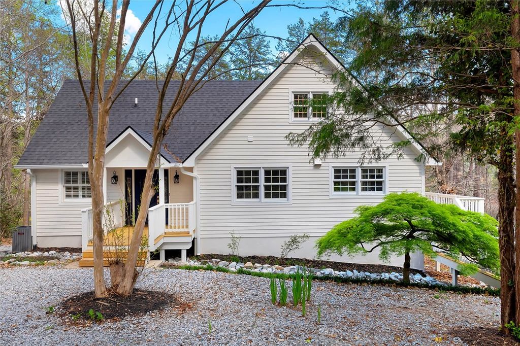183 Beaver Lake Beaver Lake Drive, West Union, SC 29696