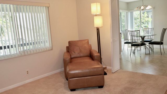 13817 Royal Palm Court B, Delray Beach, FL 33484
