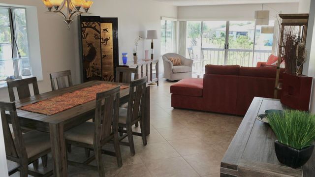 13817 Royal Palm Court B, Delray Beach, FL 33484