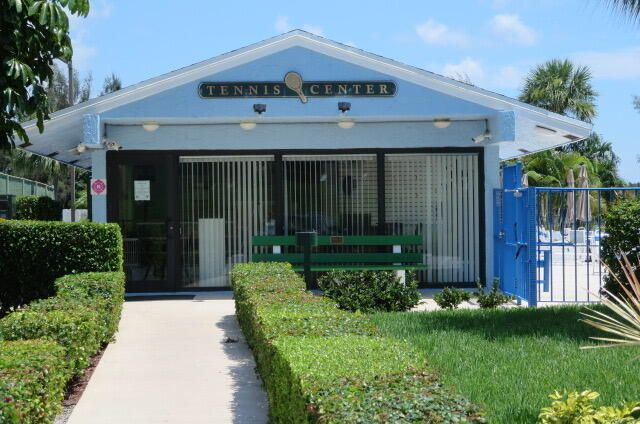 13817 Royal Palm Court B, Delray Beach, FL 33484