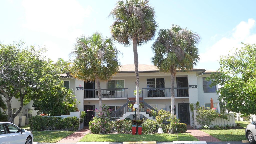 13817 Royal Palm Court B, Delray Beach, FL 33484