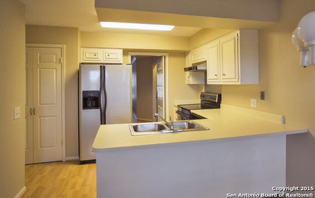 5359 Fredericksburg Rd Apt 612, San Antonio, TX 78229