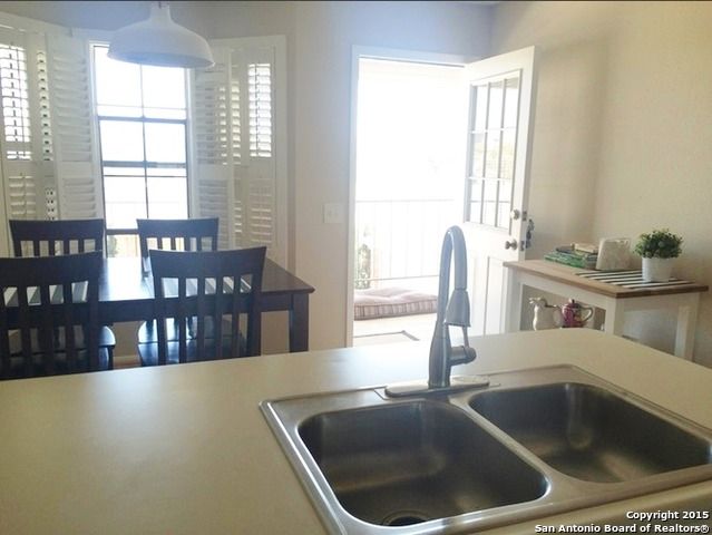 5359 Fredericksburg Rd Apt 612, San Antonio, TX 78229