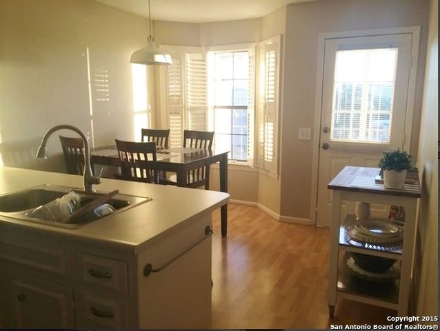 5359 Fredericksburg Rd Apt 612, San Antonio, TX 78229