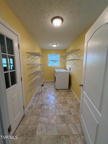 885 Hartman Lane, Greeneville, TN 37743