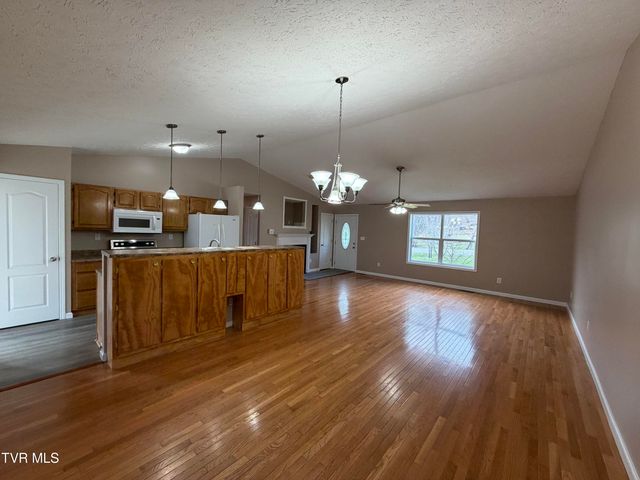 885 Hartman Lane, Greeneville, TN 37743