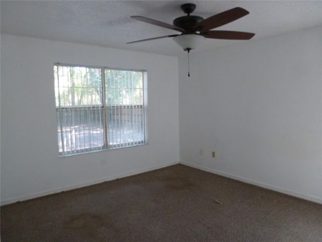 5935 SE 230TH TERRACE, Hawthorne, FL 32640