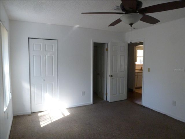 5935 SE 230TH TERRACE, Hawthorne, FL 32640