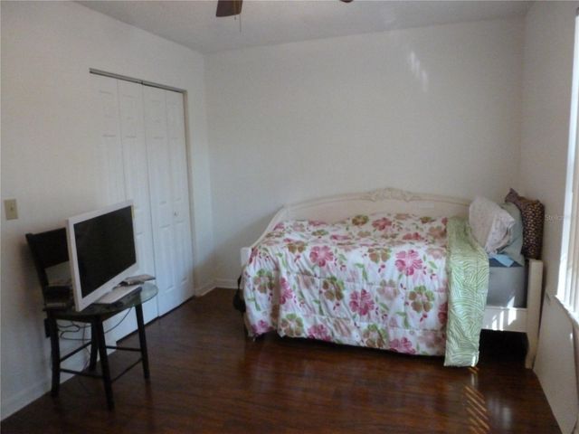 5935 SE 230TH TERRACE, Hawthorne, FL 32640